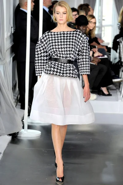 Look 6